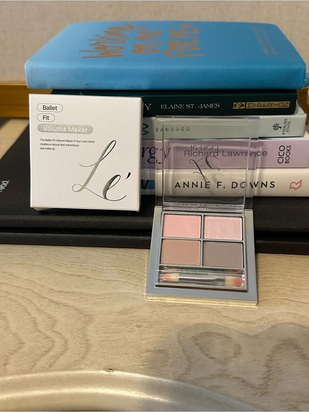 Le'nect Ballet Fit Volume Maker Eyeshadow Palette - Pink Neutral Quartet